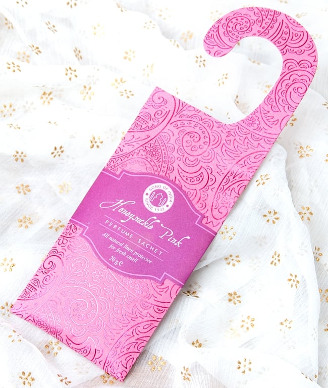 Song of India - サシェ（香り袋） - ハニーシャックル ピンクの写真1枚目です。パッケージ全体写真です。Song of India,お香,インセンス,ナチュラル,ハーバル,インド,インド香,サシェ,香り袋,