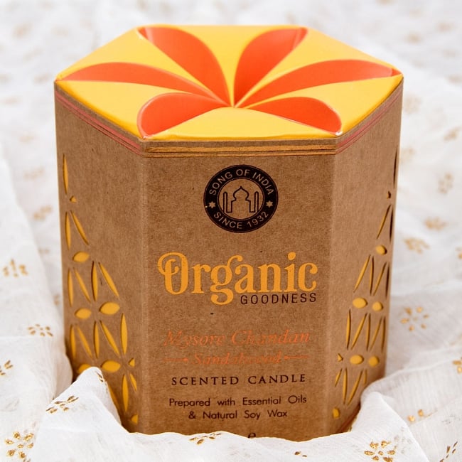 フレグランスキャンドル・ギフトセット - ORGANIC GOODNESS  - マイソール・チャンダン(白檀) サンダルウッド 2 - この様なパッケージでお届けします