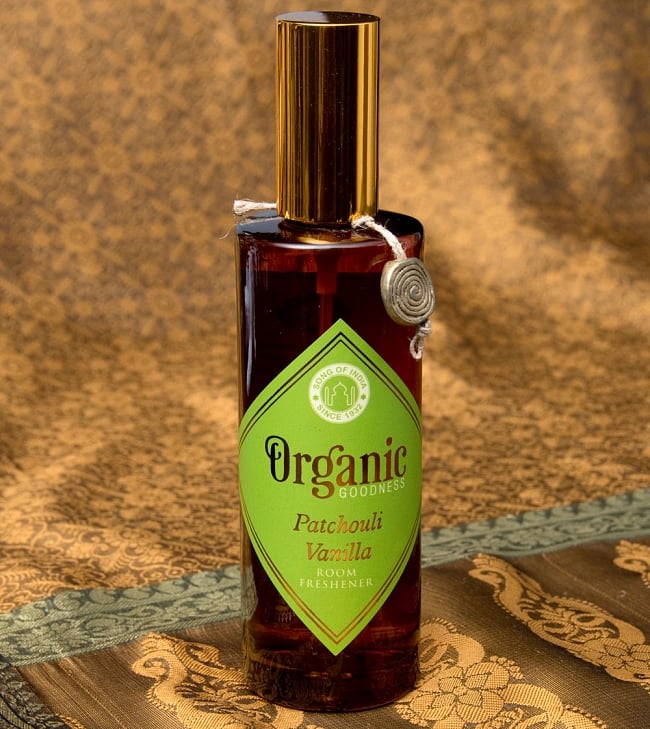 ルームスプレー - Organic Goodness - パチュリー・バニラの写真1枚目です。正面から撮影しました。インドとは思えないおしゃれなデザインです
お香,ルームフレッシュナー,スプレー,香り スプレー,お香 スプレー,ギフト,贈り物
