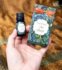 Song of India アロマオイル - ハニーサックル - サブ4