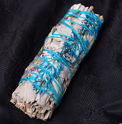 【5個セット】カリフォルニア ホワイトセージ 青い花つき 無農薬 ワンド バンドル スティック [10cm  25g程度]の写真