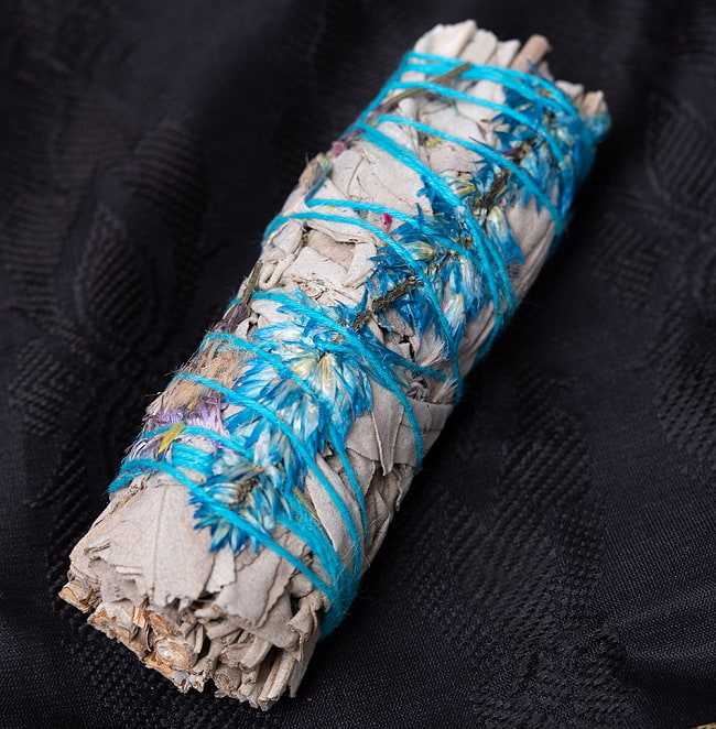 カリフォルニア ホワイトセージ 青い花つき 無農薬 ワンド バンドル スティック [10cm  25g程度]スマッジング　浄化の写真