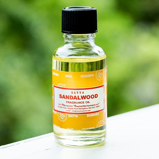 サンダルウッド　フレグランス オイル - SATYA SANDALWOOD FRAGRANCE OIL - 30ml【SATYA】 3 - 正面からの写真です