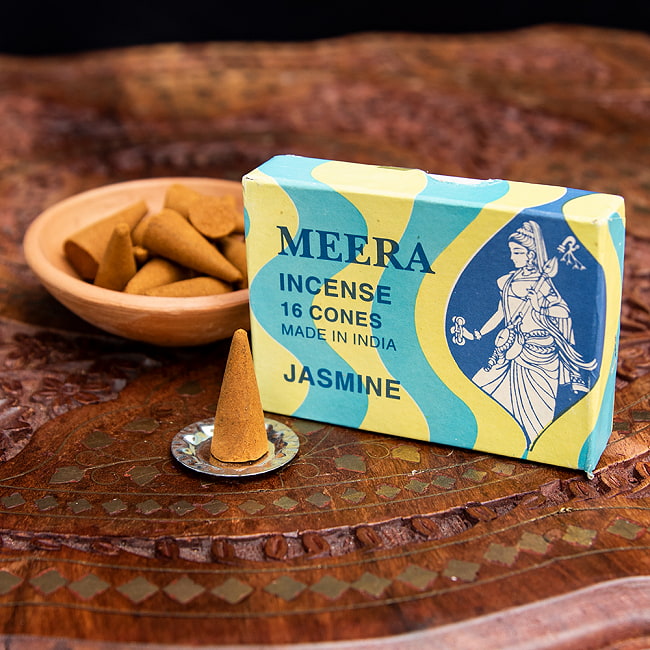 Meera コーン香 Jasmine （ジャスミン）の香りの写真1枚目です。味わい深いパッケージのお香です。Meera,Mirabai,インセンス,お香,香,コーン香