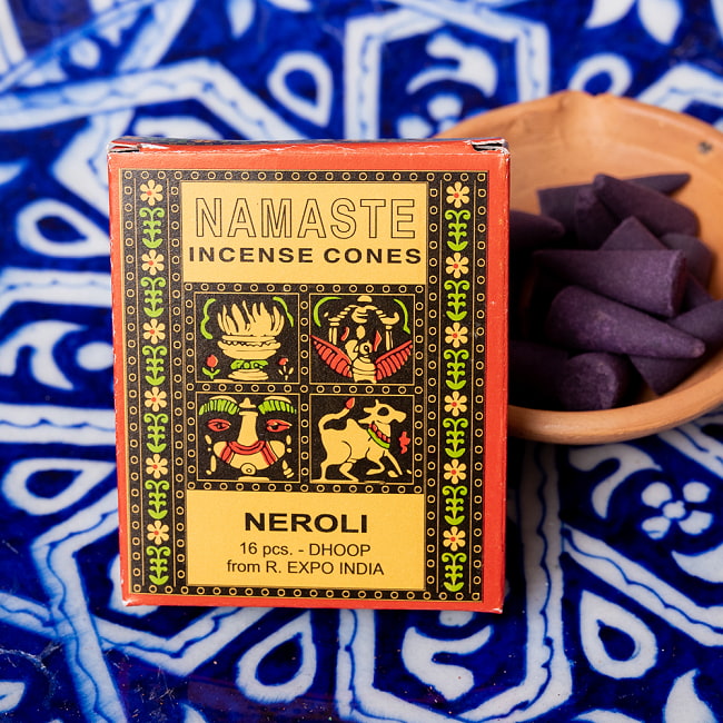 ナマステ香シリーズ　ネロリの香り　NAMASTE　NATURAL INCENSE CONESの写真1枚目です。黄道十二星座をモチーフにしたお香です　※写真の皿は付属いたしませんインセンス,お香,香,コーン香,インド,ヒンドゥー教