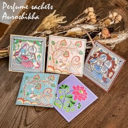 ナチュラルな香りのサシェ オウロシカブランド ペーパーパッケージ(IND-INS-991)