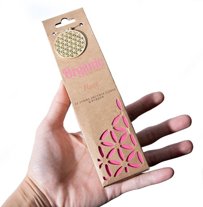 【6個セット】お香立つきOrganic Goodnessコーン香ギフトセット - バニラ 12 - サイズ比較のために手に持ってみました