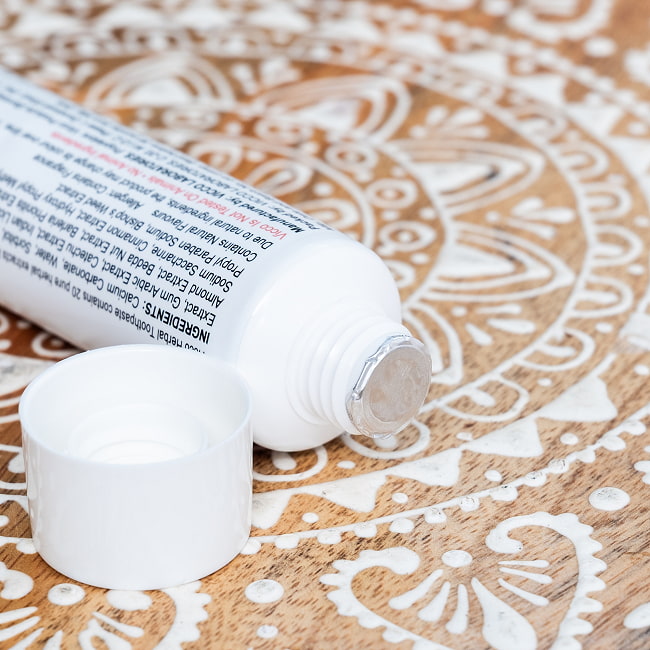 【3個セット】ヴィッコ　ヴァジュラダンティ - VICCO VAJRADANTI Herbal Toothpaste 100g 【VICCO】 9 - 封がされています