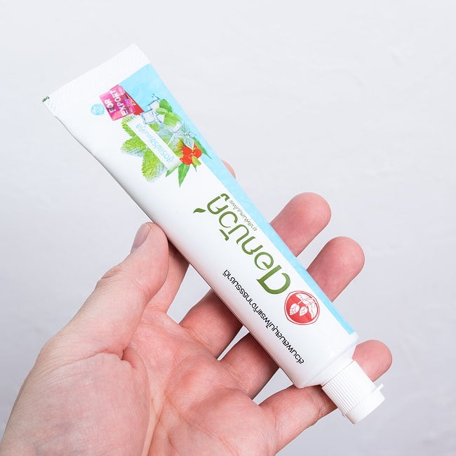 【3個セット】Dok Bua Ku ハーバル トゥースペースト フレッシュ＆クール - HERBAL TOOTHPASTE FRESH & COOL 100g 7 - このくらいのサイズ感となります