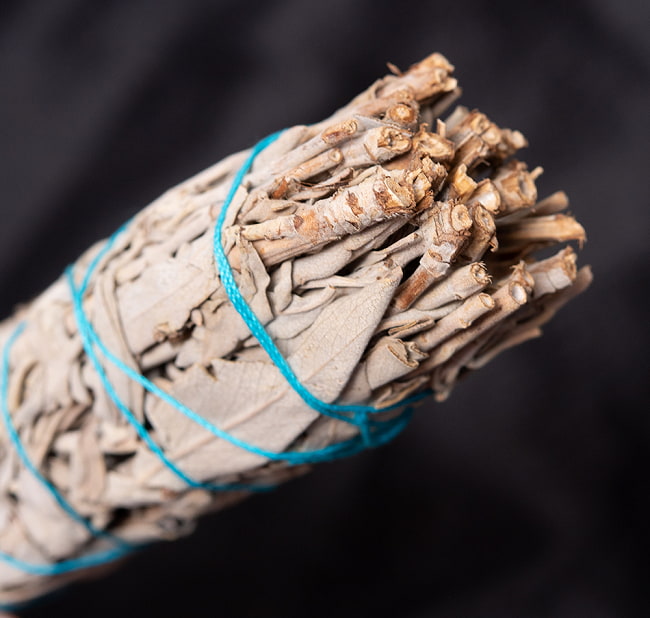 【10個セット】カリフォルニア ホワイトセージ 無農薬 ワンド バンドル スティック [16.5cm  45g程度]スマッジング　浄化 5 - 端っこはこんな感じです