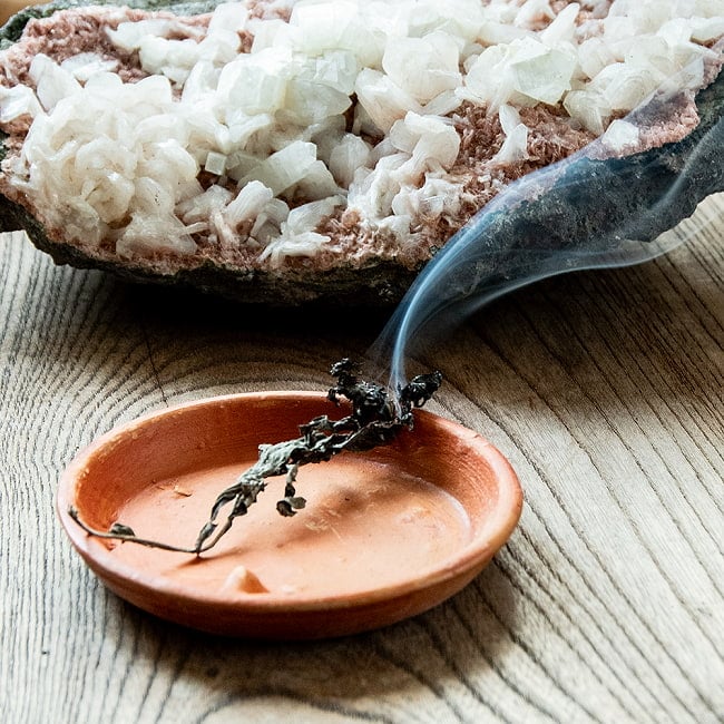 【2個セット】ヒマラヤン ブラック セージ 神聖なるヒマラヤ山脈に自生する天然のハーブ　スマッジング　浄化 3 - クリスタルの浄化にももちろんご使用いただけます。