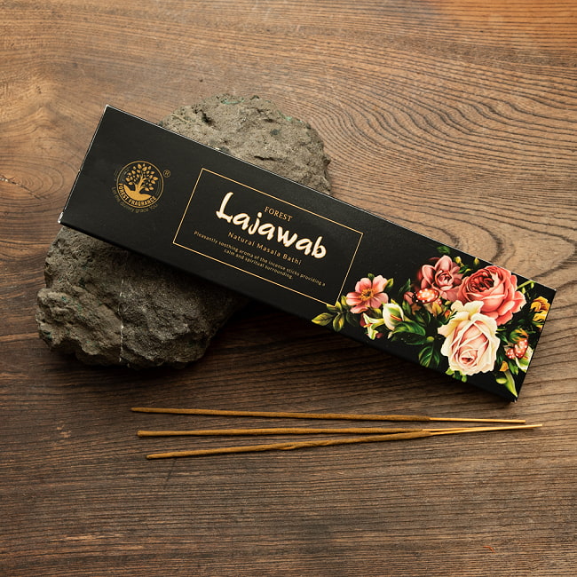 【6個セット】ナチュラルマサラ香 - Lajawab Natural Masala Bathi 2 - 中のお香を取り出して撮影しました