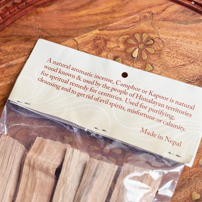 【6個セット】ヒンドゥー教の儀式で用いられる　樟脳の原木スティックタイプ　Camphor(Kapoor) 香木　お香【約50g程度】 10 - パッケージ裏面です