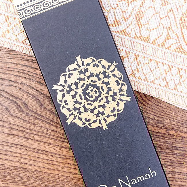 【6個セット】スティック香 [Song of India] マントラシリーズ -Om Ritual 3 - お香をイメージしたアートワークがステキ。