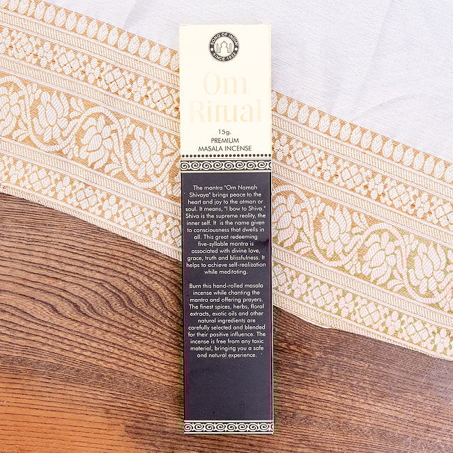 【6個セット】スティック香 [Song of India] マントラシリーズ -Om Ritual 4 - マントラと、マントラの詳しい説明が書いてあります。