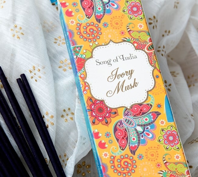 【6個セット】Song of India - Little Pleasures香 - IvoryMusk 3 - 斜めからパッケージを撮影しました