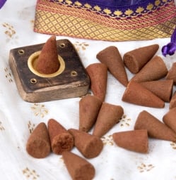 【6個セット】オーガンジーの袋入りコーンお香セット - ナグ・チャンパ - サブ5