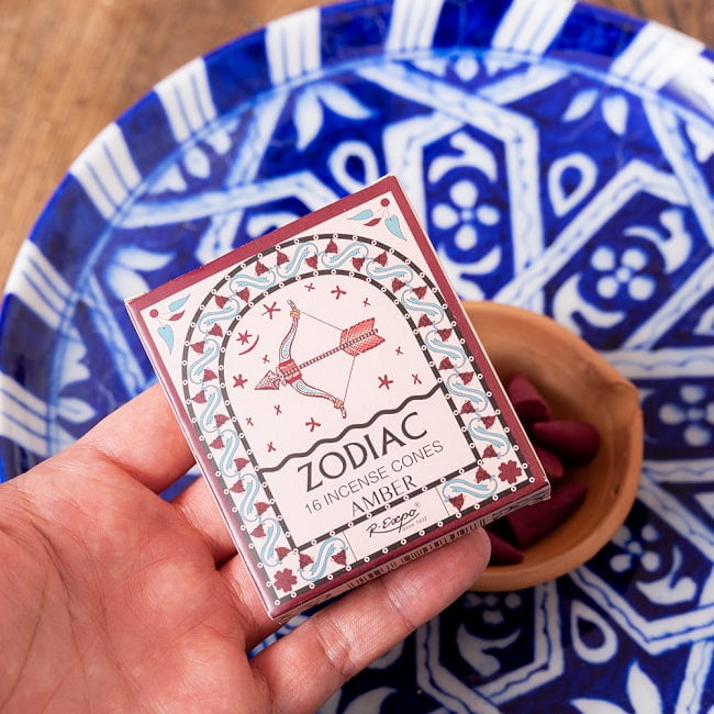 【6個セット】〔いて座〕アンバーの香り ゾディアック 黄道十二星座のコーン香 6 - このくらいのサイズ感になります