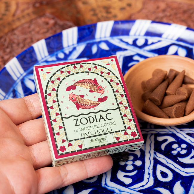 【6個セット】〔うお座〕パチュリの香り ゾディアック 黄道十二星座のコーン香 6 - このくらいのサイズ感になります