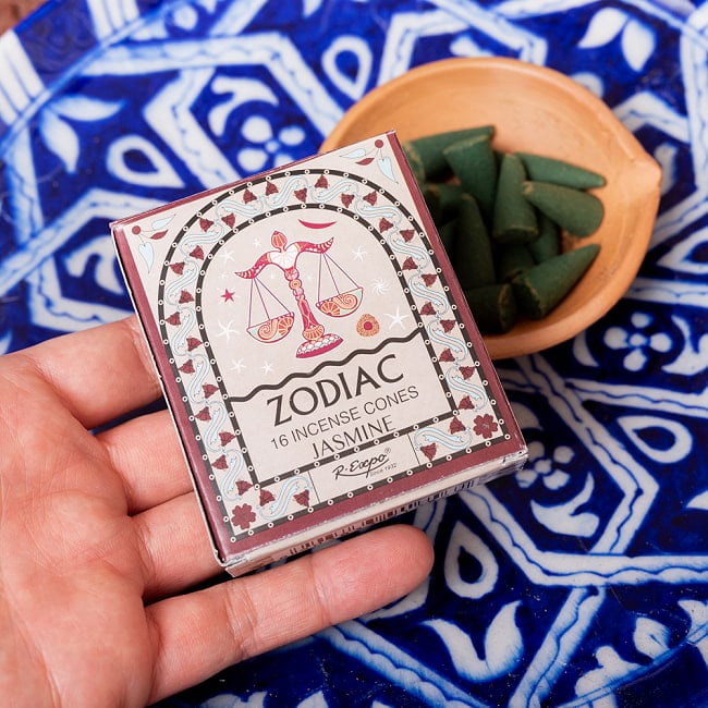 【6個セット】〔てんびん座〕ジャスミンの香り ゾディアック 黄道十二星座のコーン香 6 - このくらいのサイズ感になります