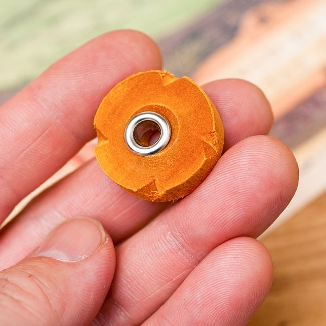 【6個セット】Ancient Kamasutra Incense カーマスートラ香 6 - 小さなお香立てが付属します
