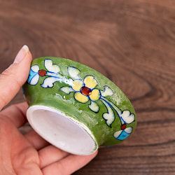 ジャイプール陶器のお香立て 丸型 - みどりに黄水色花 - サブ3