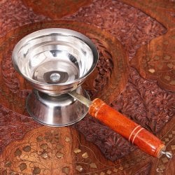 アラティの儀式で使われる　プージャ用インドの取っ手付き香炉 Dhoopakal(10cm)(IND-INSHLD-643)
