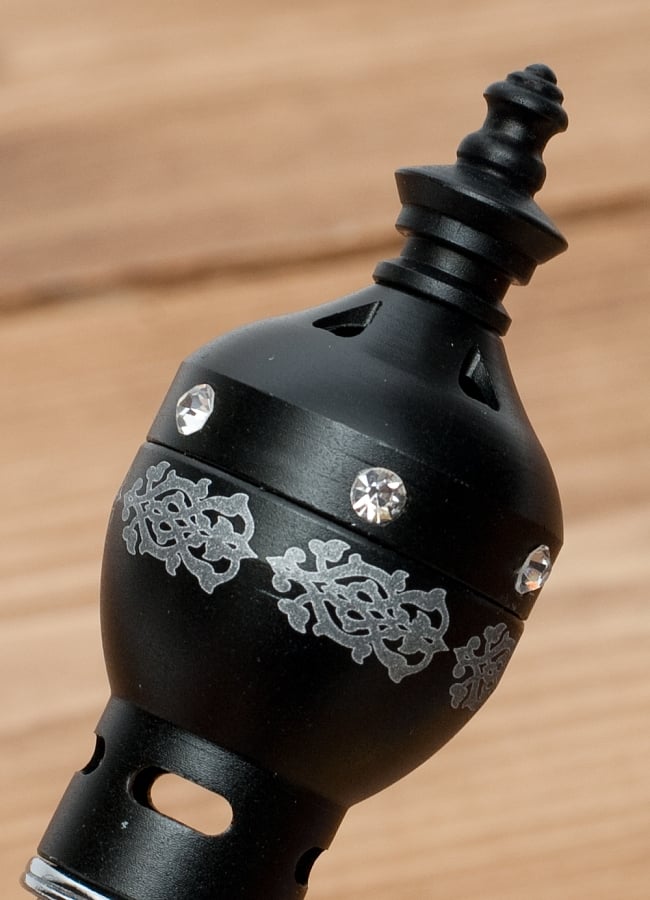 ポータブル モスク型 レジン香用香炉 4 - 黒色の上部をアップにしました