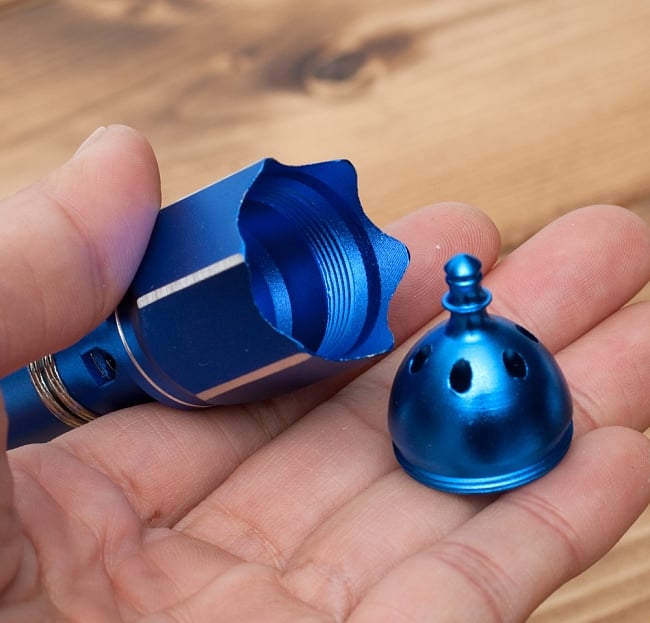 ポータブル モスク型 レジン香用香炉 6 - 上部をこのように開けて、中に樹脂香を入れます