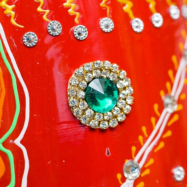 インドのデコレーションやかん - 赤×黄グリーンストーン 5 - 細かいところまで装飾されています
