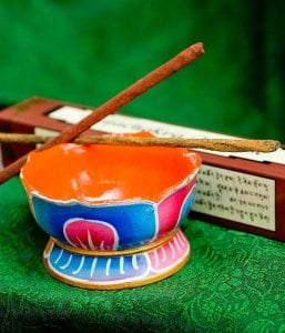 蓮の花のインド香&ネパール香立て(小)【直径約5.5cm】