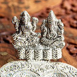 ガネーシャとラクシュミのホワイトメタルのハート型お香&オイルランプ　 - サブ3