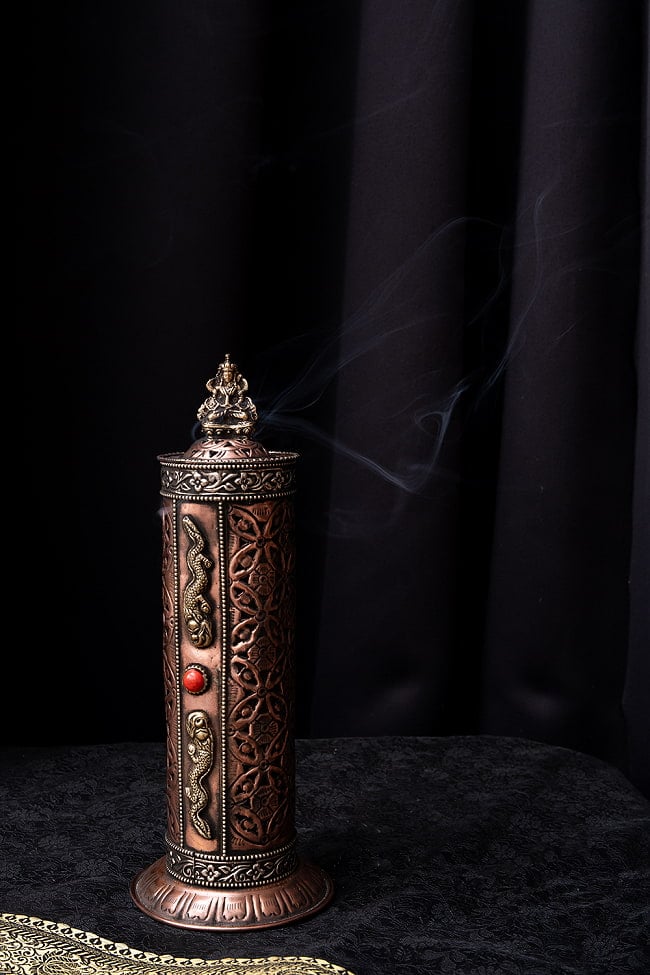 【全2色】【高品質】チベット香用 蓋付きお香立て 龍神 【約24cm×約10cm】 9 - ゆったりと漂う煙に癒やされます。
