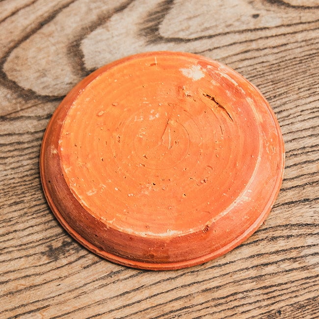 【6個セット】素焼きの素朴なネパール お香立て ロープ香、コーン香用 小物入れにも 7 - 裏面の様子です。