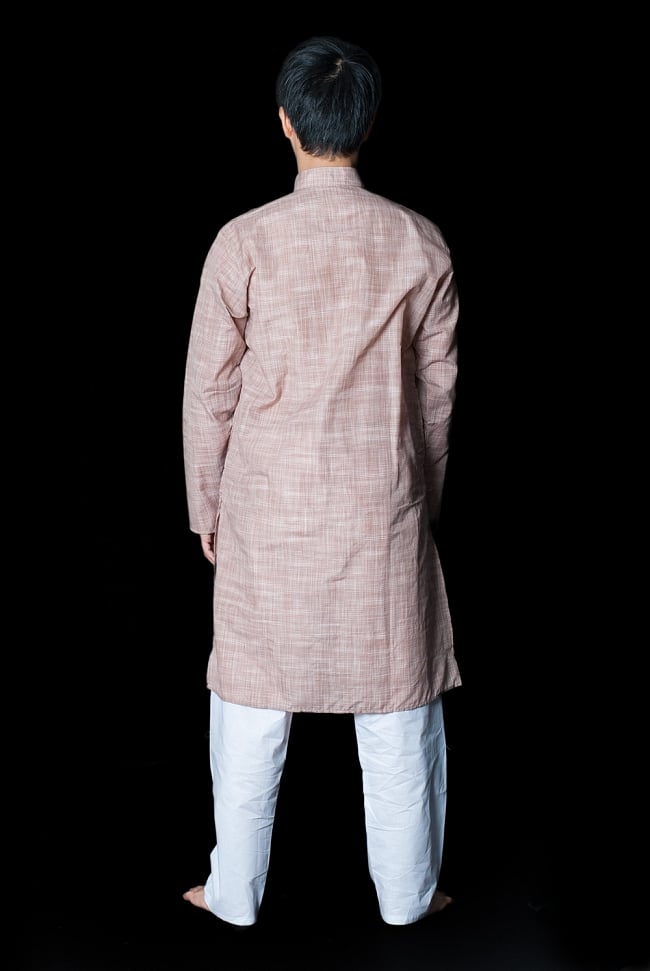 クルタ・パジャマ - 薄小豆色【シンプルコットン】 3 - 背面からみてみました。なんとなくスラッとスタイルがよく見えるかも？！