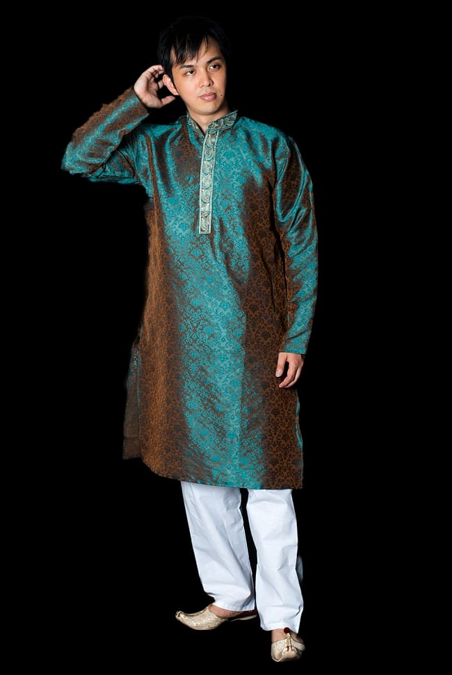 クルタ・パジャマ - グリーン(ペイズリー刺繍)【光沢生地】の写真