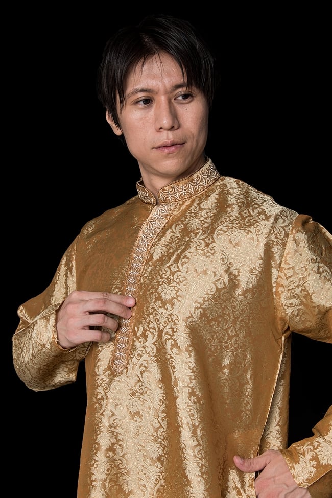 クルタ・パジャマ【光沢生地 ゴールド】 8 - これを着ればあなたもインド人に！