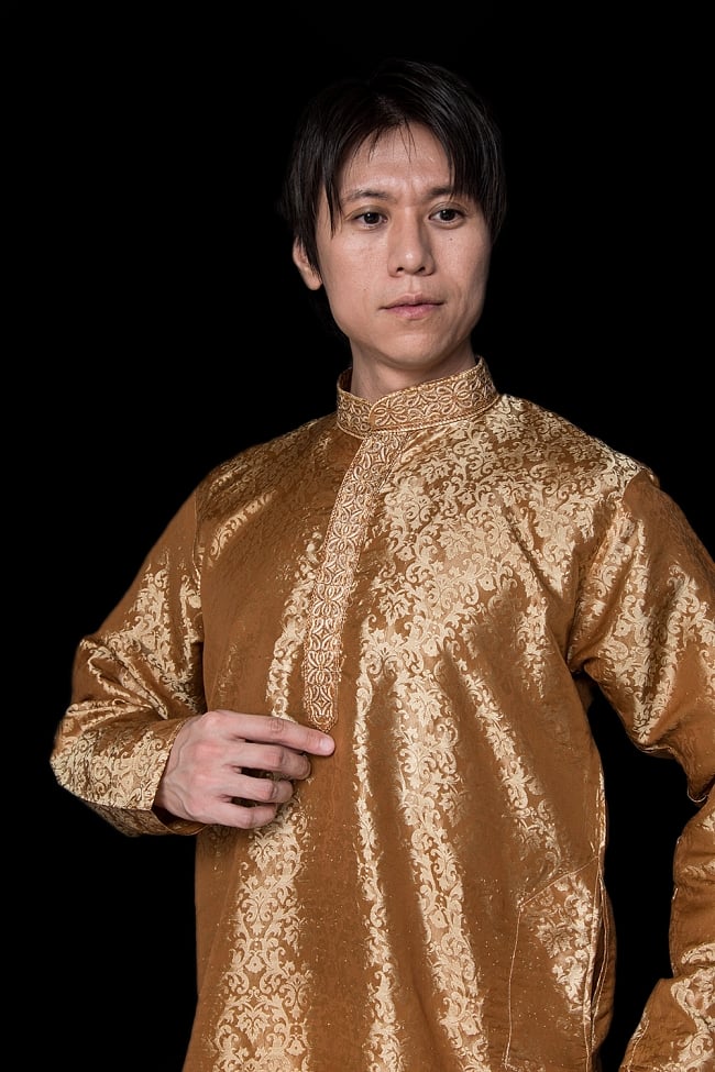 クルタ・パジャマ【光沢生地 ゴールド】 8 - これを着ればあなたもインド人に！