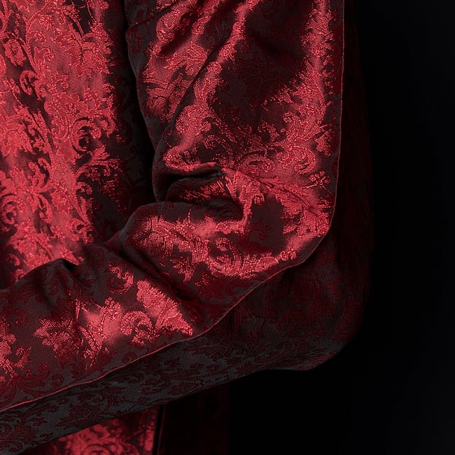 クルタ・パジャマ【光沢生地 ワインレッド】 6 - 生地感の様子になります。