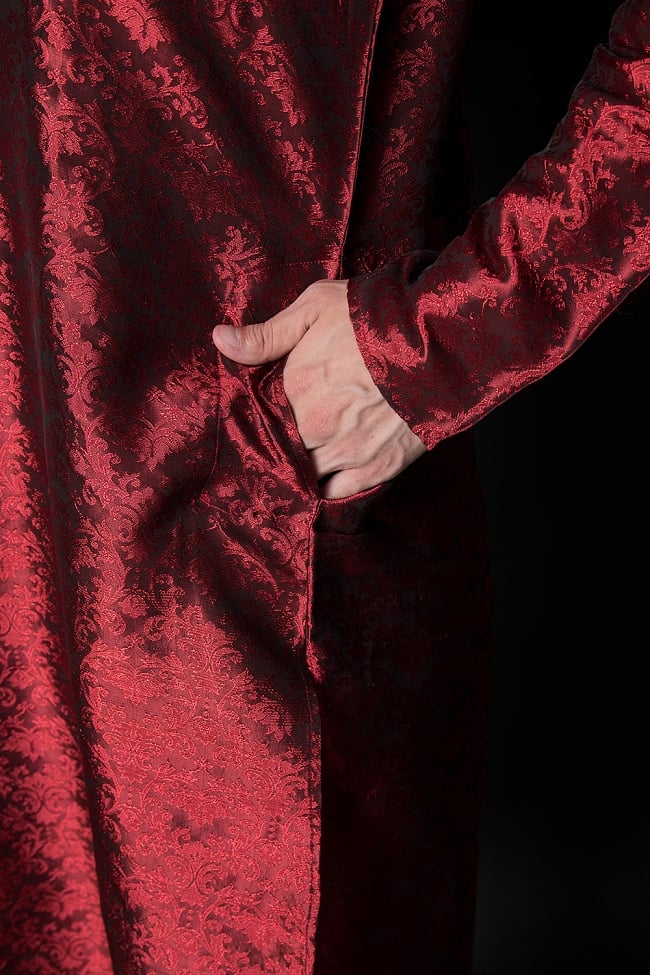 クルタ・パジャマ【光沢生地 ワインレッド】 7 - ポケットもあるので小物を入れるのにも便利です。