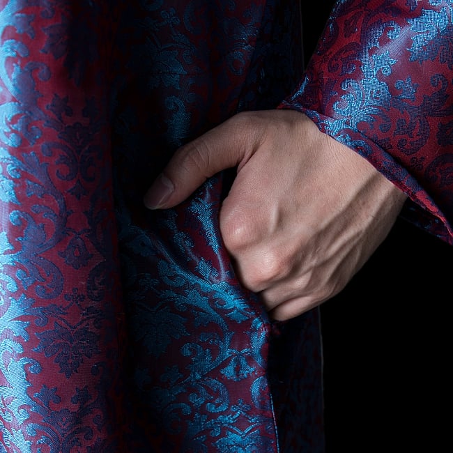 クルタ・パジャマ【光沢生地 水色&パープル】 6 - 生地感の様子になります。