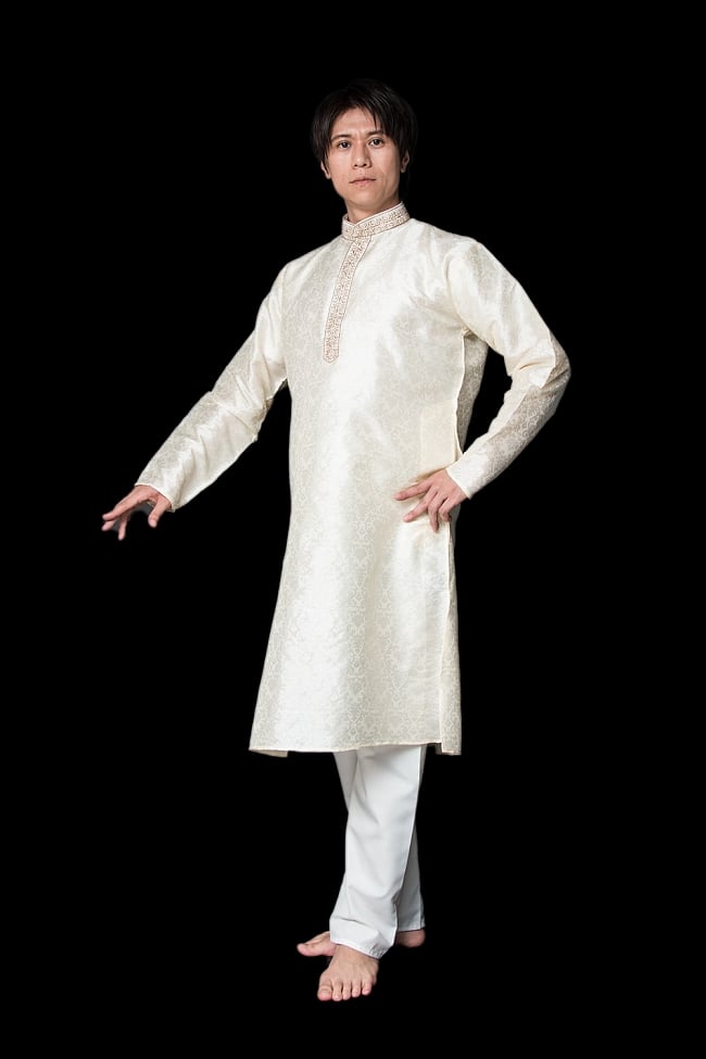クルタ・パジャマ【光沢生地　パールホワイト】の写真クルタパジャマ,Kurta,Pajama,男性,民族衣装