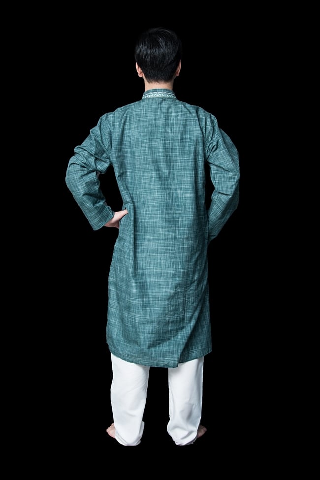 クルタ・パジャマ【コットン生地 青緑 唐草】 3 - 背面からみてみました。