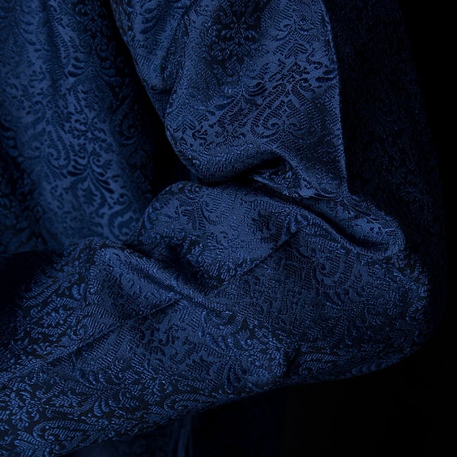 クルタ・パジャマ - グランドネイビー 6 - 生地感の様子になります。