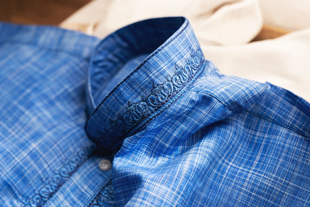 〔各色あり〕交織ダンガリー調生地　クルタ・パジャマ上下セット　インドの男性民族衣装3枚目の説明写真です