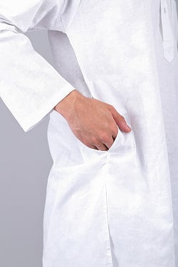 薄手で軽やか　シンプルホワイト クルタ・パジャマ上下セット　ローカル向けの日常仕様　インドの男性民族衣装 - サブ5