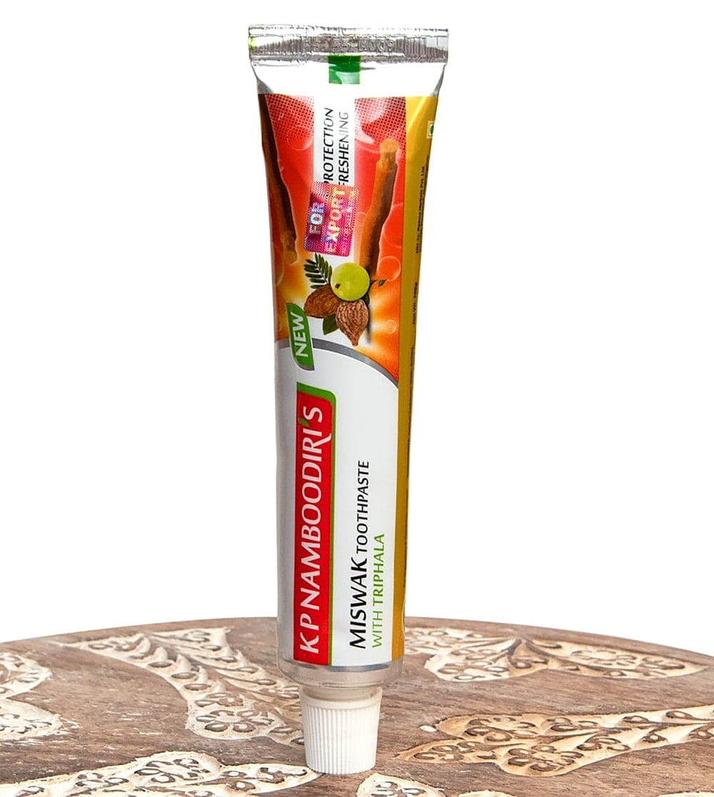 K P Namboodiri's 歯磨き粉