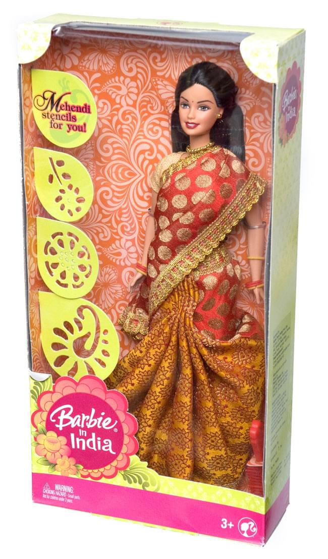 インドのバービー人形 - 赤×オレンジサリー の通販[送料無料