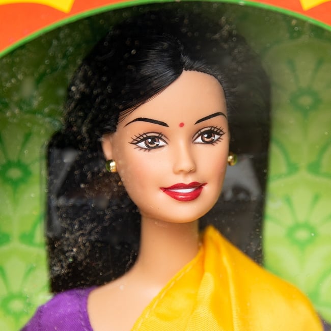 インドのバービー人形 マイソール宮殿訪問 2 - エキゾチックな顔立ちです。