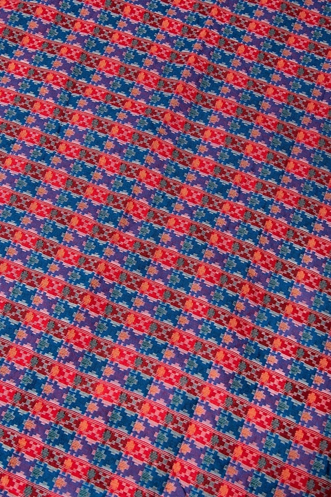 ネパール伝統のダッカ織り布 1メートル切り売りの写真